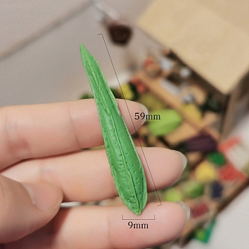 Resin Vegetable Model, Micro Landscape Garden Dollhouse Accessories, Pretending Prop Decorations, Loofah, 59x9mm