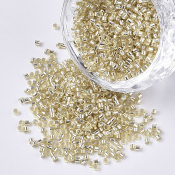 11/0 Grade A Glass Seed Beads, Cylinder, Uniform Seed Bead Size, Silver Lined, Pale Goldenrod, 1.5x1mm, Hole: 0.5mm, about 20000pcs/bag