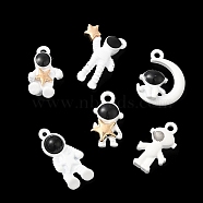 Baking Painted Alloy Pendants, Astronaut, White, 17.5~22x9.5~14.5x5~9.5mm, Hole: 1.4~1.8mm(FIND-XCP0002-34)