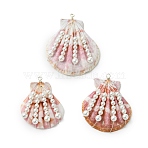 Natural Scallop Shell Copper Wire Wrapped Pendants, Shell Shape Charms with Shell Pearl Beads, Silver Color Plated, Salmon, 37~47x29~38x6~8.5mm, Hole: 2.4mm(PALLOY-TA00418)