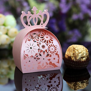 Hollow Crown Wedding Candy Box Gift Paper Boxes, Chocolate Carton Wedding Supplies, Pearl Pink, 5x4.6x8.5cm