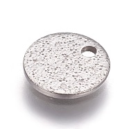 304 Stainless Steel Textured Pendants, Flat Round, Stainless Steel Color, 8x1mm, Hole: 1.2mm(STAS-I098-01-8mm-P)