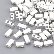Electroplate Glass Seed Beads, 2-Hole, Rectangle, Silver Plated, 4.5~5.5x2x2~2.5mm, Hole: 0.5~0.8mm(SEED-S023-20B-08)