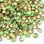 Back Plated Grade A Diamond Glass Pointed Rhinestone, Peridot, 6~6.2mm, about 288pcs/bag(RGLA-SS28-009)