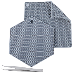 2Pcs 2 Style Honeycomb Pattern Silicone Hot Pads, for Hot Dishes, Heat Resistant Heat Insulation Pad, Kitchen Tool, with 1Pc Iron Beading Tweezers, Gray, 180~235x155~235x5~6mm, Hole: 11mm(AJEW-GF0008-32)