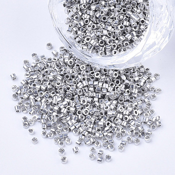Electroplate Glass Cylinder Beads, Seed Beads, Round Hole, Metallic Colours, Silver, 1.5~2x1~2mm, Hole: 0.8mm, about 8000pcs/bag, about 85~95g/bag