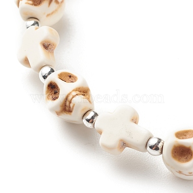 bracelet extensible en perles de turquoise synthétique (teint) avec croix et tête de mort(BJEW-JB08452-01)-4