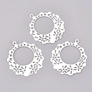 Iron Pendants, Filigree, Flower, Silver, 25.5x23x0.2mm, Hole: 1mm(X-IFIN-G087-12S)