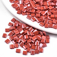 2-Hole Glass Seed Beads, Opaque Colours Lustered, Rectangle, FireBrick, 5x4.5~5.5x2~2.5mm, Hole: 0.5~0.8mm, about 118pcs/10g(X-SEED-S031-L-ST125)