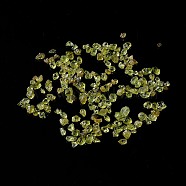 Natural Peridot Chip Beads, No Hole/Undrilled, 2~12x2~10x1~3mm, about 11200pcs/1000g(G-M364-08)