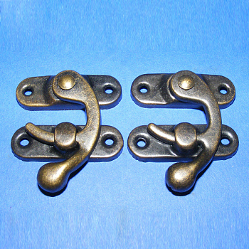 Iron Wooden Box Lock Catch Clasps, Jewelry Box Latch Hasp Lock Clasps, Antique Bronze, 32~33x27.5x8mm, Hole: 2~2.5mm, 2pcs/set