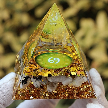 Orgonite Pyramid Resin Energy Generators, Reiki  Natural Quartz Crystal Chips Inside for Home Office Desk Decoration, Cancer, 60x60x60mm