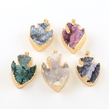 Fish Dyed Natural Druzy Agate Fish Pendants, with Golden Tone Brass Findings, Mixed Color, 35~41x24~27x12~18mm, Hole: 6x5mm