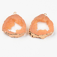 Druzy Resin Pendants, Imitation Geode Druzy Agate Slices, with Edge Light Gold Plated Iron Loops, Nuggets, Orange, 38~39x32.5~33.5x7~8mm, Hole: 1.6mm(RESI-R428-024G)