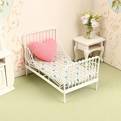 Mini Iron Children's Bed & Pillow, Micro Landscape Home Dollhouse Accessories, Pretending Prop Decorations, Heart, 115x70x80mm(PW-WG29734-03)