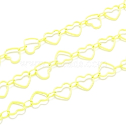Spray Painted Brass Link Chains, Soldered, with Spool, Heart, Yellow, link: 4x3x0.5mm, heart: 6.5x7.5x1mm, 32.8 Feet(10m)/roll
(CHC-M021-01B)