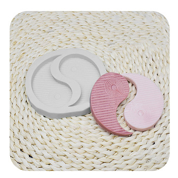 Yin and Yang Food Grade Silicone Molds Making, for UV Resin, Epoxy Resin Jewelry Making, White, 10.2x9.45x1.4cm, Inner Diameter: 7.5x4.6cm