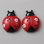 Opaque Resin Insect Cabochons, Ladybug with Flower, Red, 26.5x22x8mm(DIY-TAC0020-21)