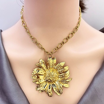 304 Stainless Steel Sunflower Shaped Pendant Necklaces for Women, Ion Plating(IP), Real 18K Gold Plated, 16.34 inch(41.5cm)