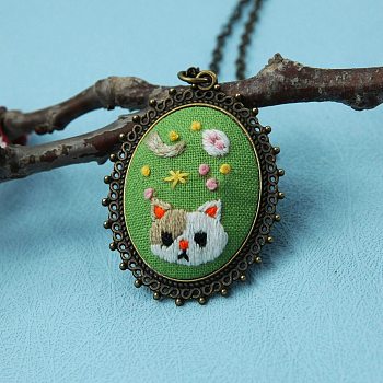 Cute Cat Handmade Pendant Necklace, Embroidery Sets, DIY Cartoon Embroidery Starter Creative Sweater Necklace Gift, Yellow Green, 40x30mm