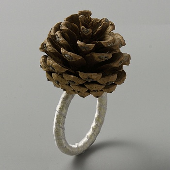 Pine Cone Napkin Rings, with Wood Napkin Holder Adornment, Restaurant Daily Accessaries, Coconut Brown, 92.5mm, Inner Diameter: 38mm