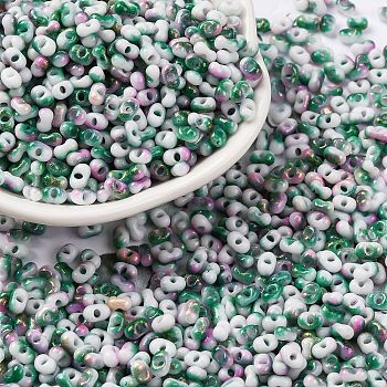 Baking Paint Glass Seed Beads, Round Hole, Peanut, Green, 4.5x2.5x2.5mm, Hole: 1mm, about 15000pcs/pound