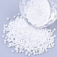 Baking Paint Cylinder Seed Beads, Uniform Size, White, 1.5~2x1~2mm, Hole: 0.8mm, about 4000pcs/bag, about 50g/bag(SEED-Q036-02A-D18)