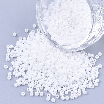 Baking Paint Cylinder Seed Beads, Uniform Size, White, 1.5~2x1~2mm, Hole: 0.8mm, about 4000pcs/bag, about 50g/bag