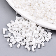 2-Hole Glass Seed Beads, Opaque Colours Lustered, Rectangle, White, 4.5~5.5x2x2~2.5mm, Hole: 0.5~0.8mm, about 250pcs/10g(X-SEED-S031-M-SH121)